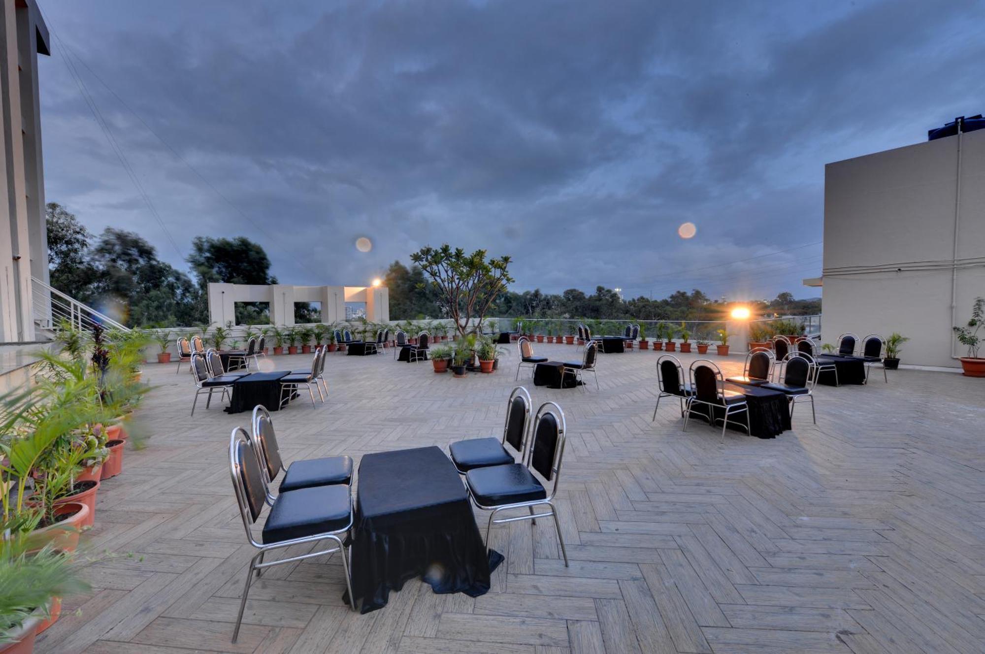 The Fern Residency, Vadgaon - Talegaon, Pune Dış mekan fotoğraf