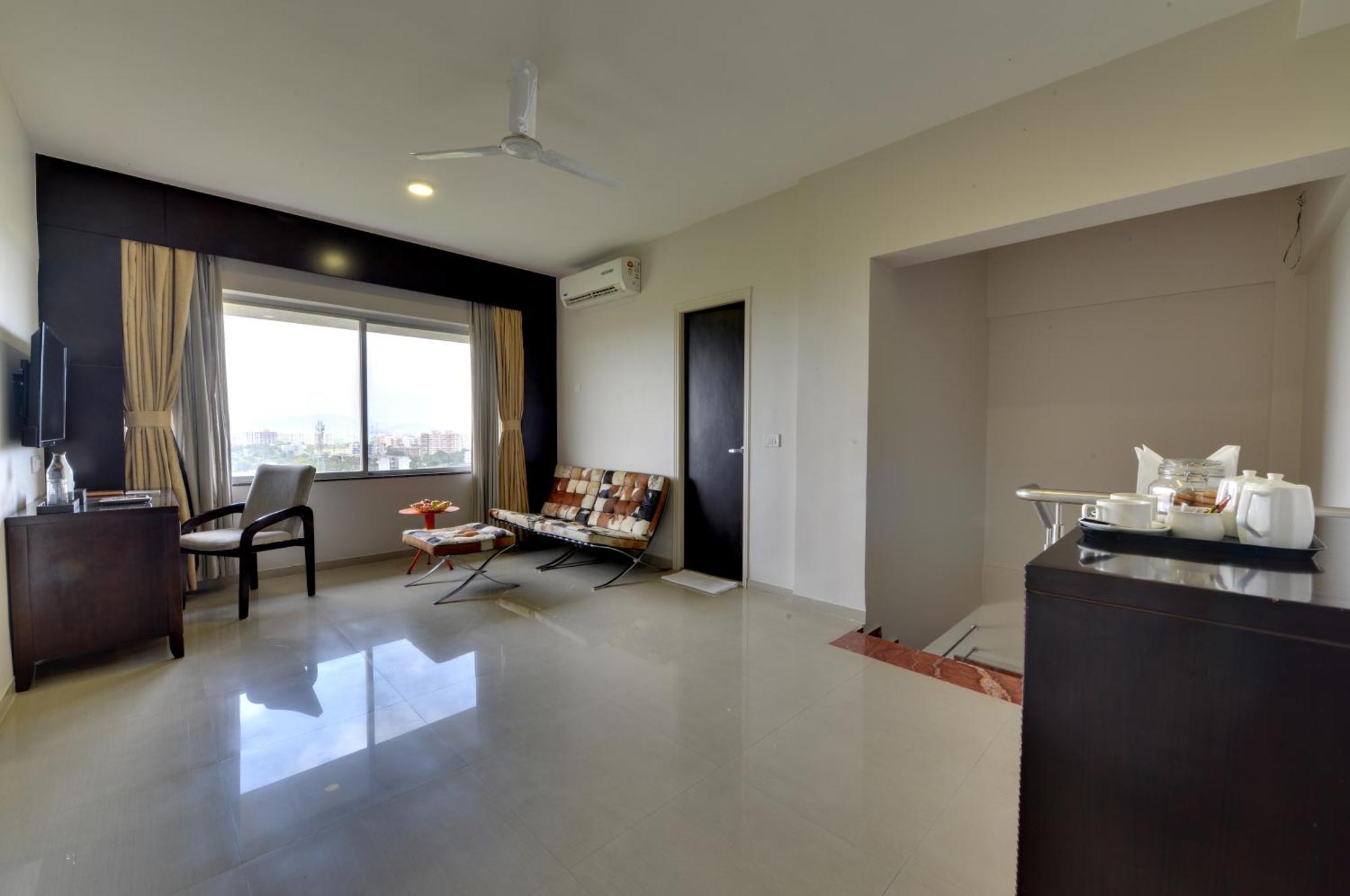 The Fern Residency, Vadgaon - Talegaon, Pune Dış mekan fotoğraf