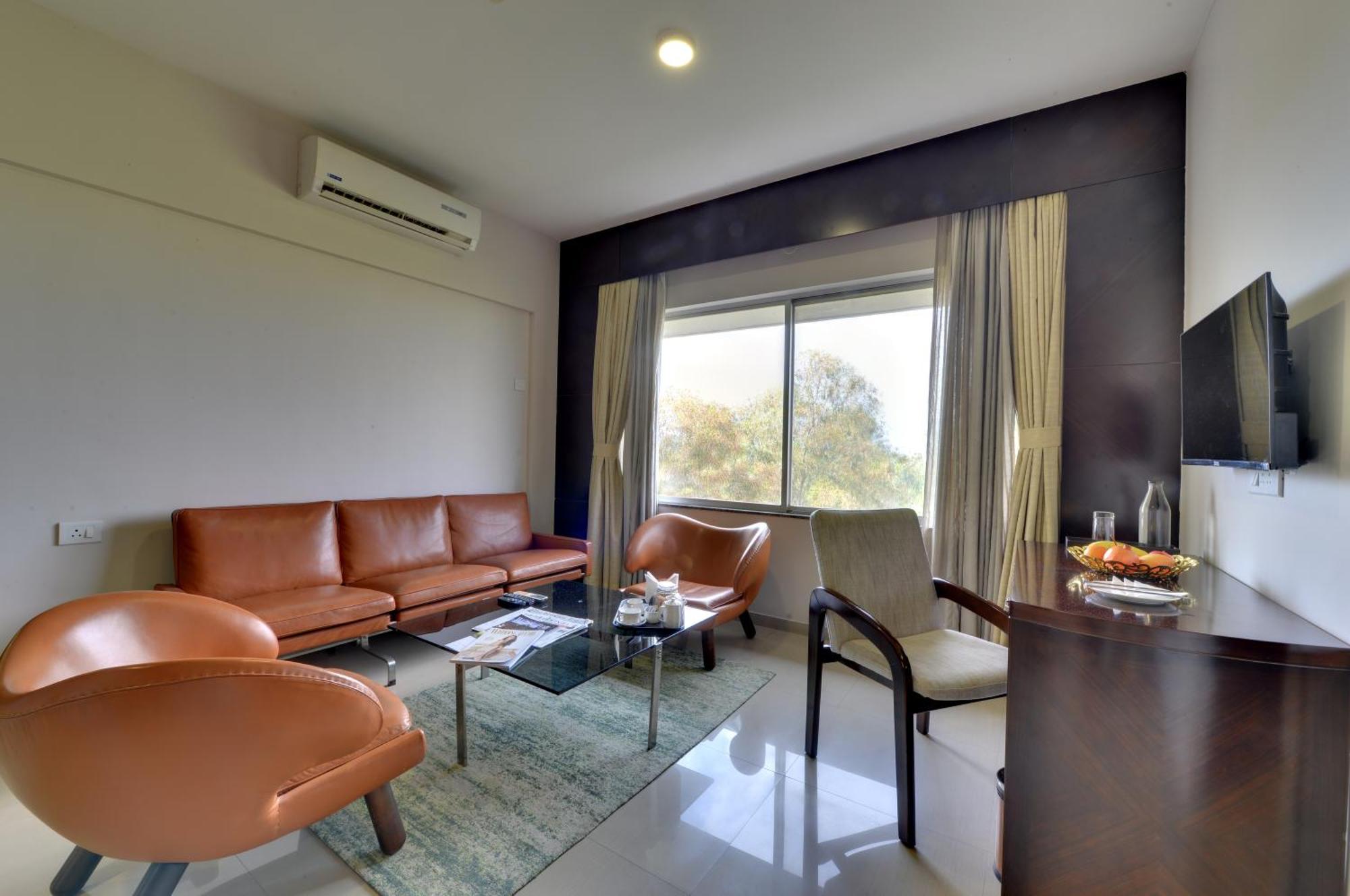 The Fern Residency, Vadgaon - Talegaon, Pune Dış mekan fotoğraf
